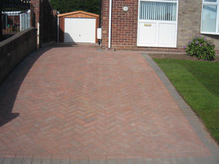 Block paved drive with new garage (Stoke-on-Trent area)